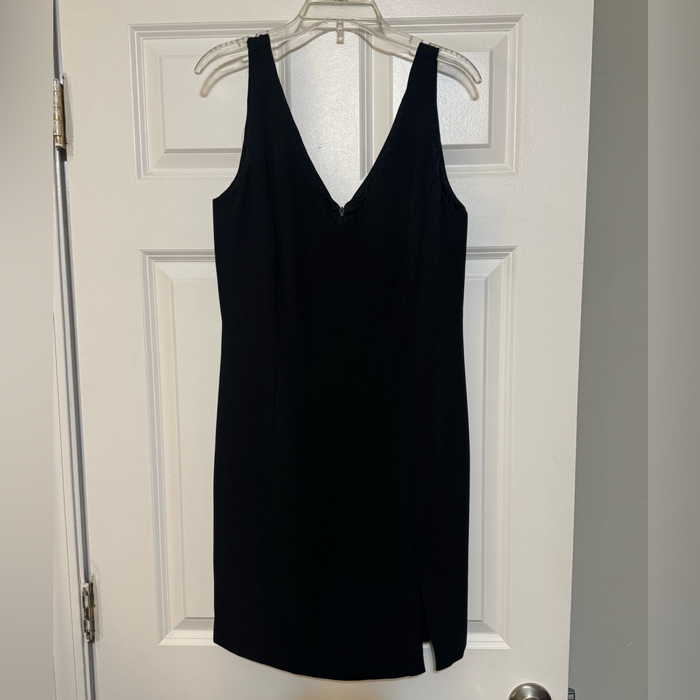 Vintage Hugo Buscati Collection Little Black Sleeveless V-neck Sheath Dress Sz 8